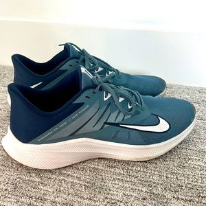 Nike Quest Shoes